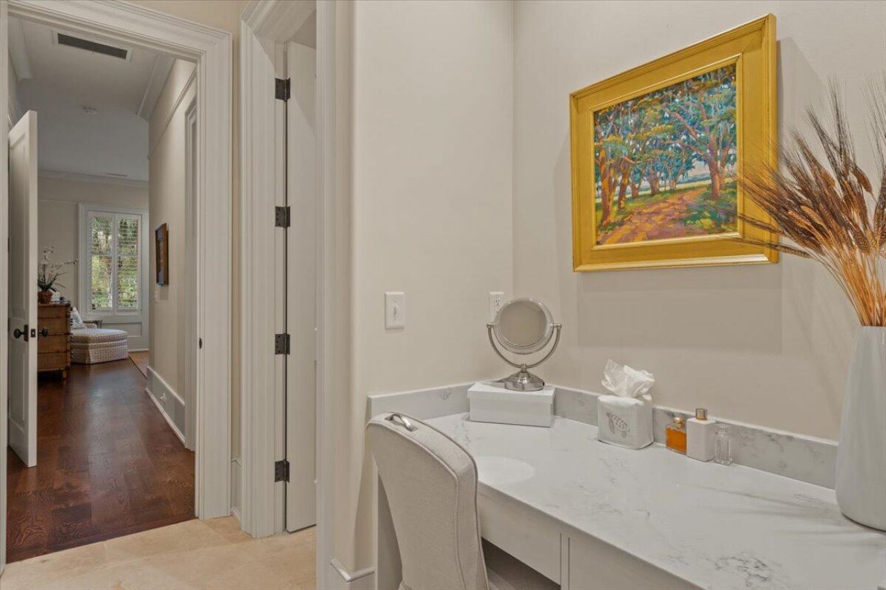 342 Governors Drive Photo 52