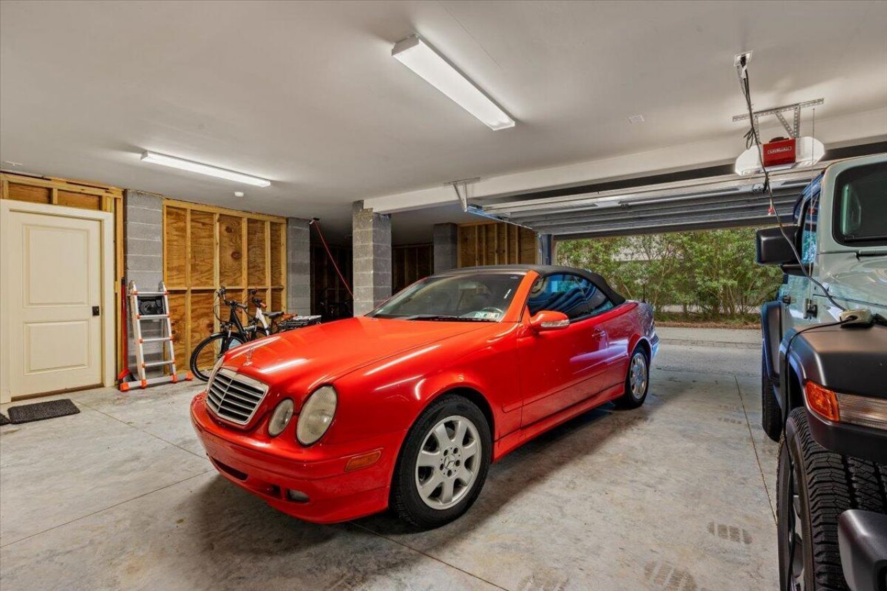 342 Governors Drive Photo 77