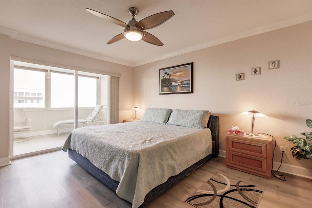 1125 W Peppertree Drive, Unit 702, Sarasota, FL 34242 Photo