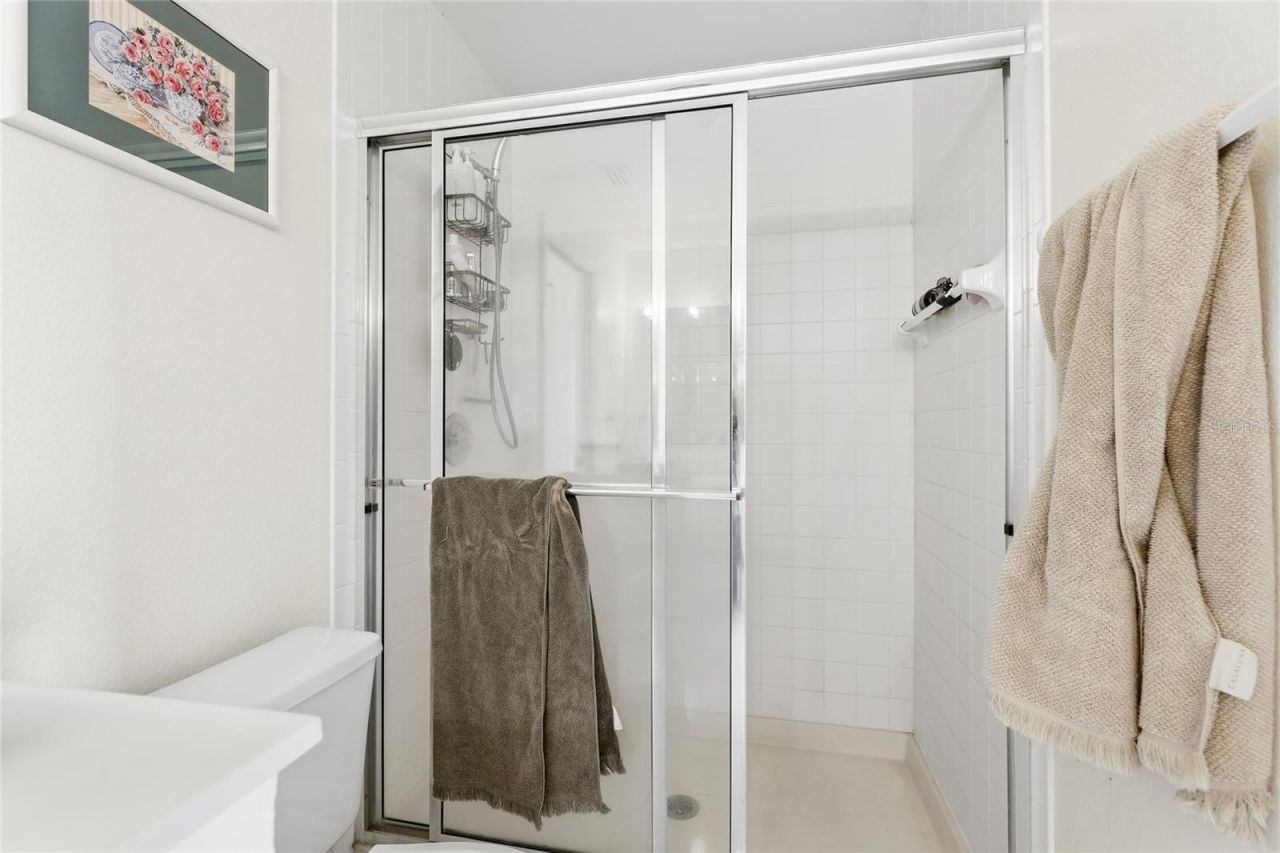 4210 Caddie Drive E, Unit 201, Bradenton, FL 34203 Photo