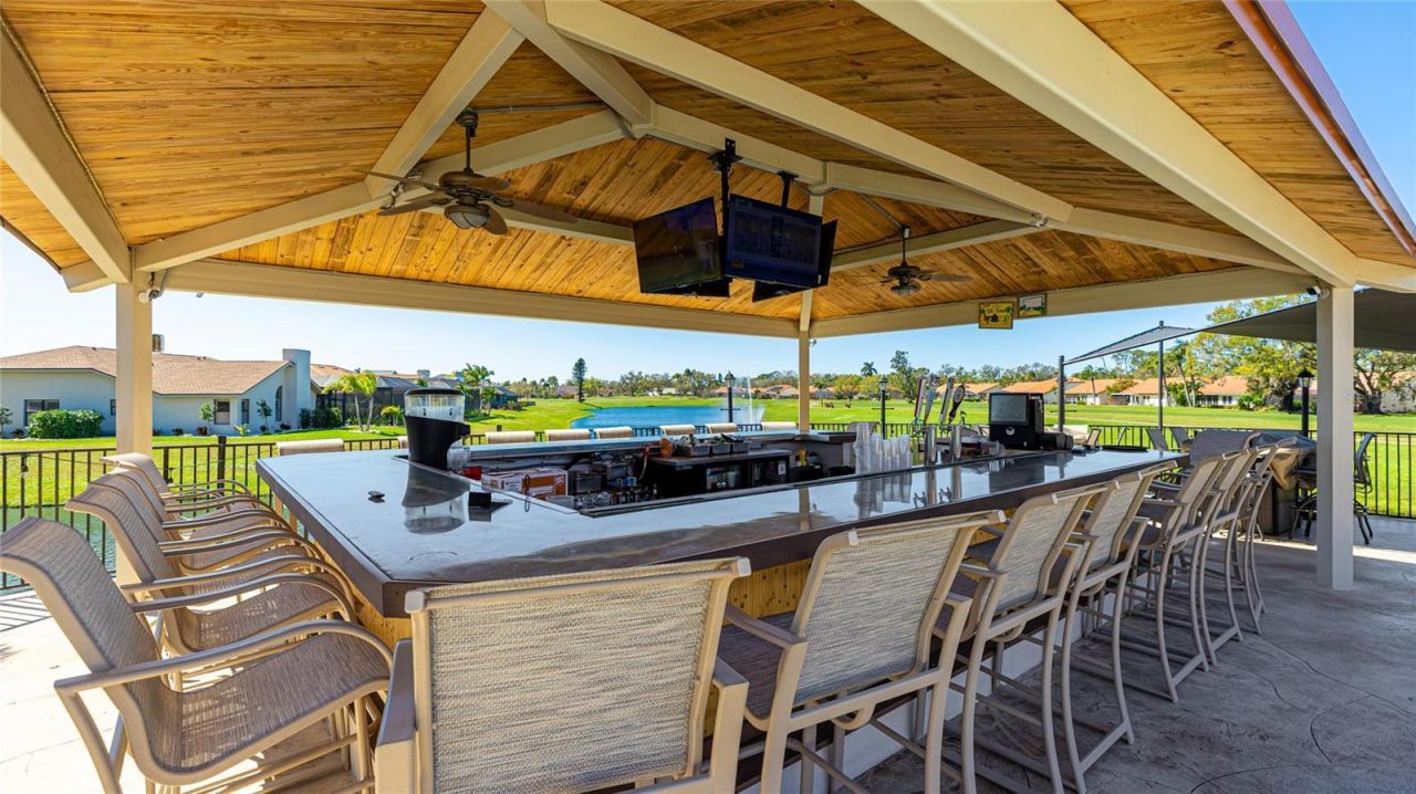 4210 Caddie Drive E, Unit 201, Bradenton, FL 34203 Photo