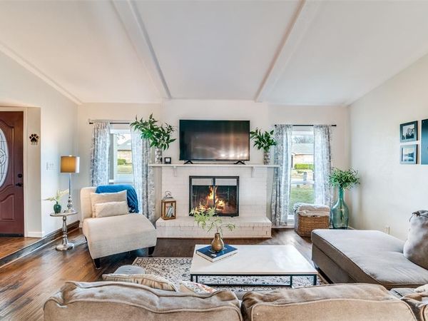 4225 Wayfaring Street, Mesquite, TX 75150