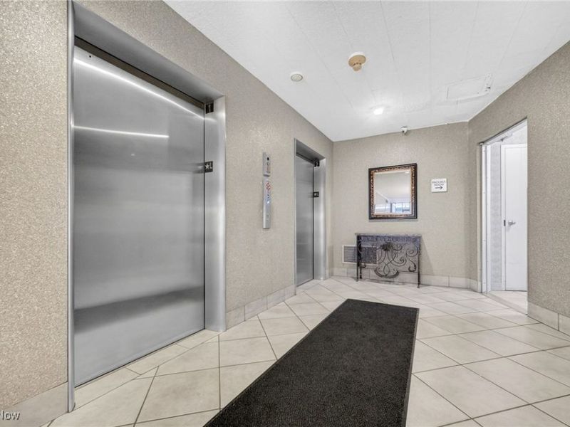 12520 Edgewater Drive, Unit 1507, Lakewood, OH 44107 Photo 22