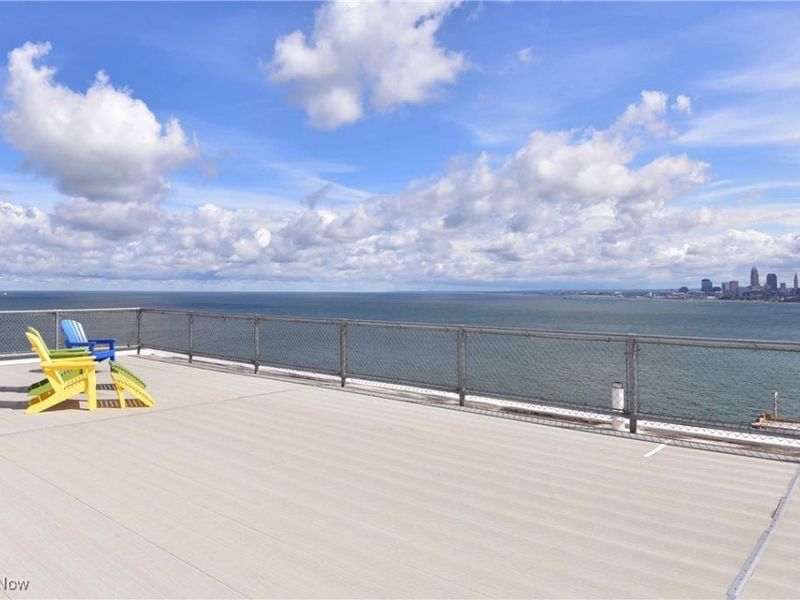 12520 Edgewater Drive, Unit 1507, Lakewood, OH 44107 Photo 24