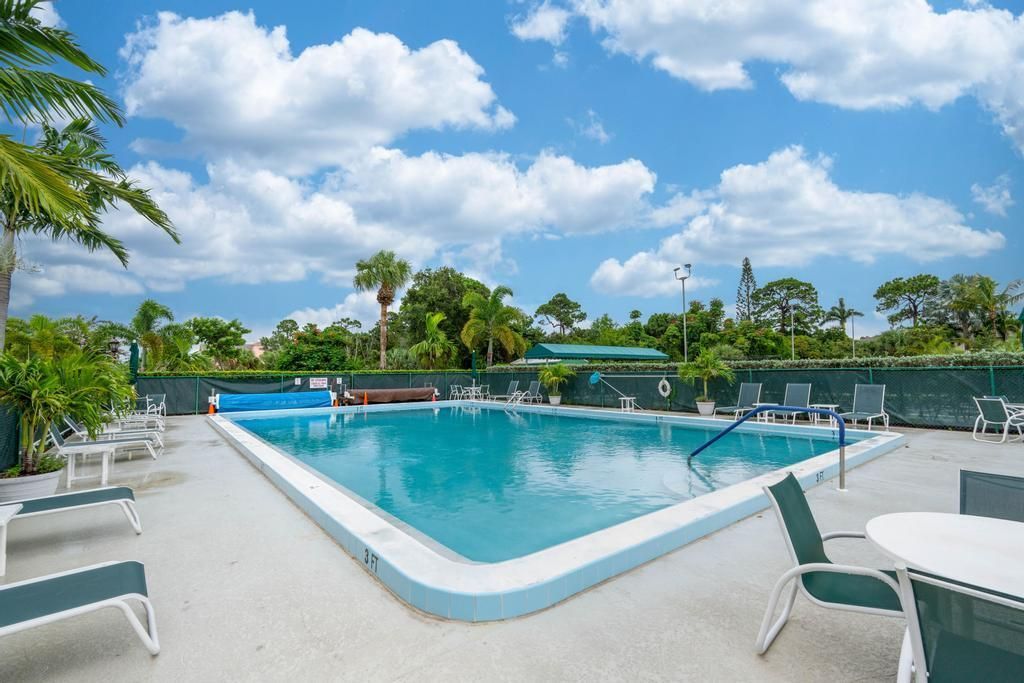 2950 SE Ocean Boulevard, Unit 119-6, Stuart, FL 34996 Photo