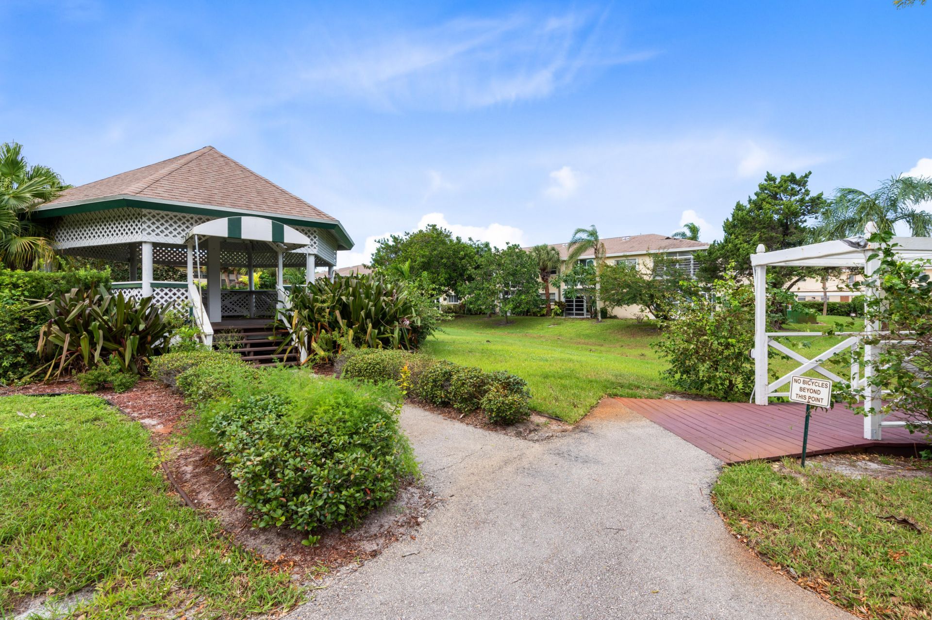 2950 SE Ocean Boulevard, Unit 119-6, Stuart, FL 34996 Photo