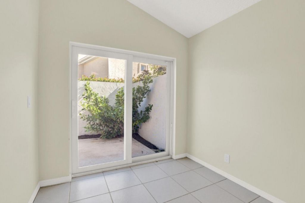 21 Selby Lane, Palm Beach Gardens, FL 33418 Photo