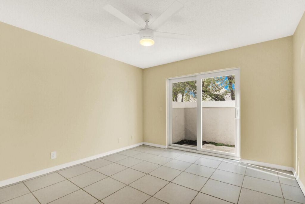 21 Selby Lane, Palm Beach Gardens, FL 33418 Photo