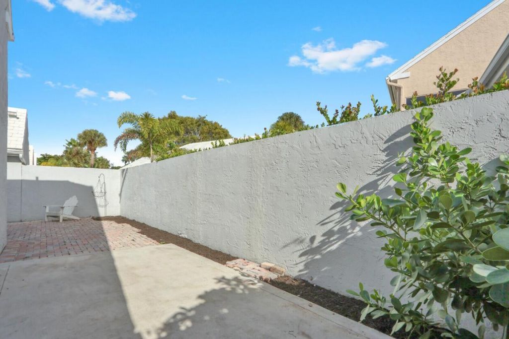 21 Selby Lane, Palm Beach Gardens, FL 33418 Photo