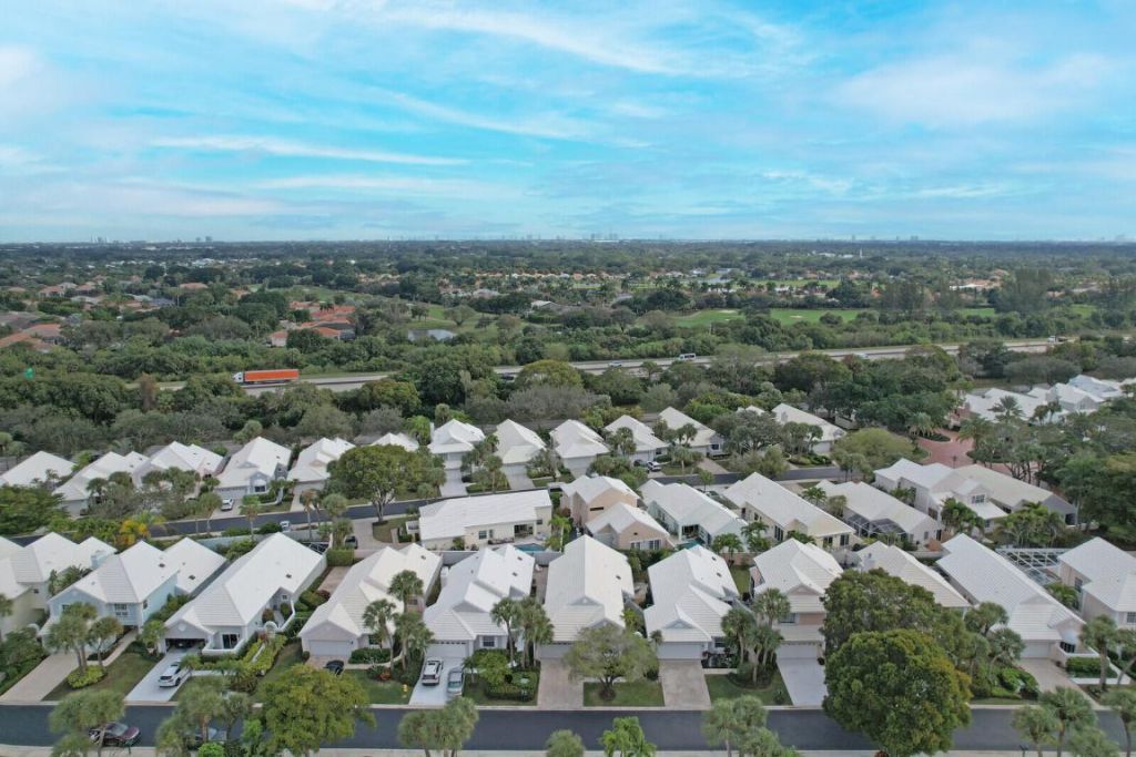 21 Selby Lane, Palm Beach Gardens, FL 33418 Photo