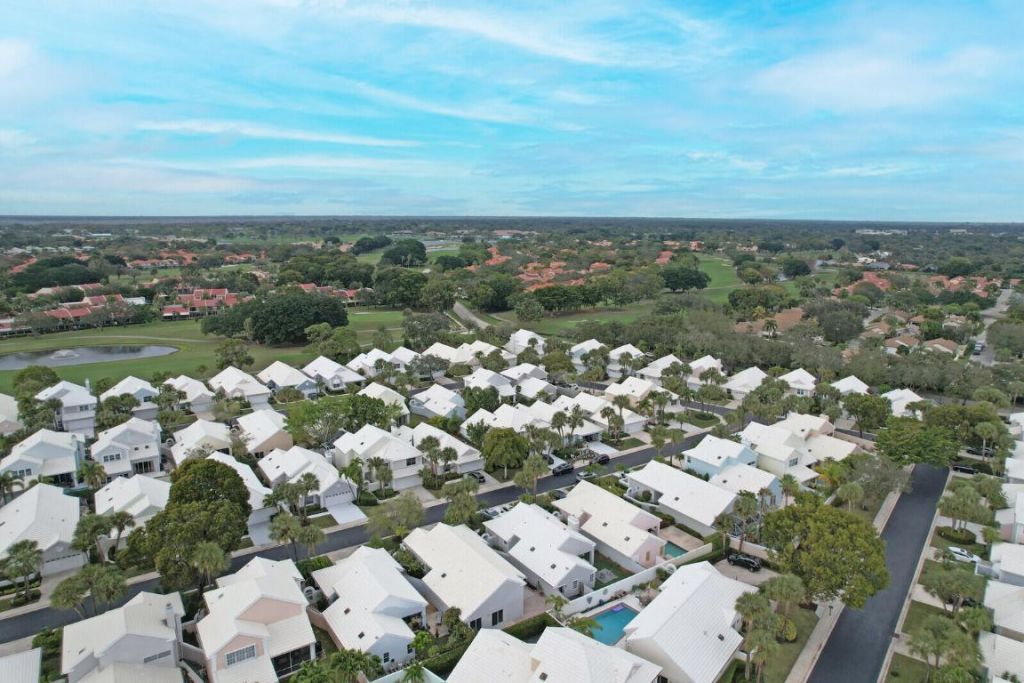 21 Selby Lane, Palm Beach Gardens, FL 33418 Photo