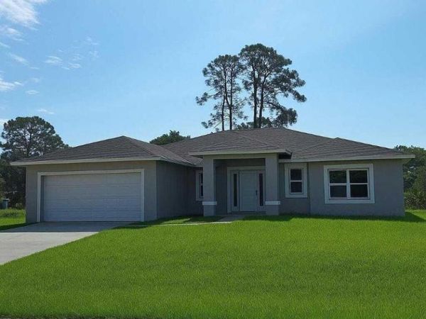 4611 Sunset Boulevard, Fort Pierce, FL 34982