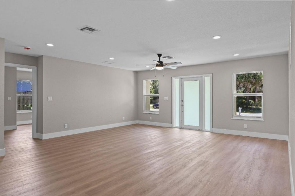 4611 Sunset Boulevard, Fort Pierce, FL 34982 Photo