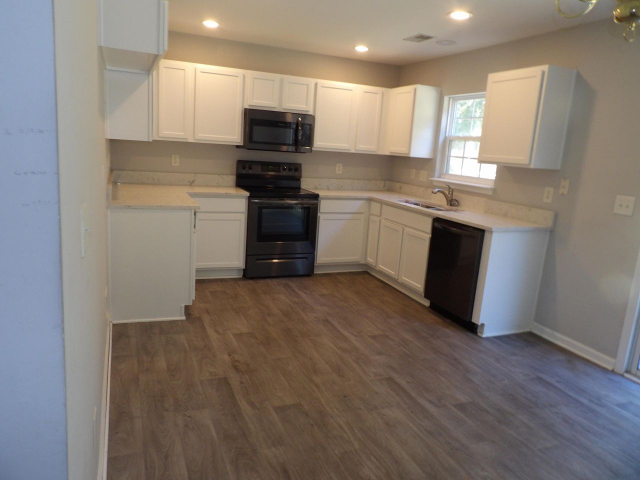 1372 Palm Cove Drive Photo 4