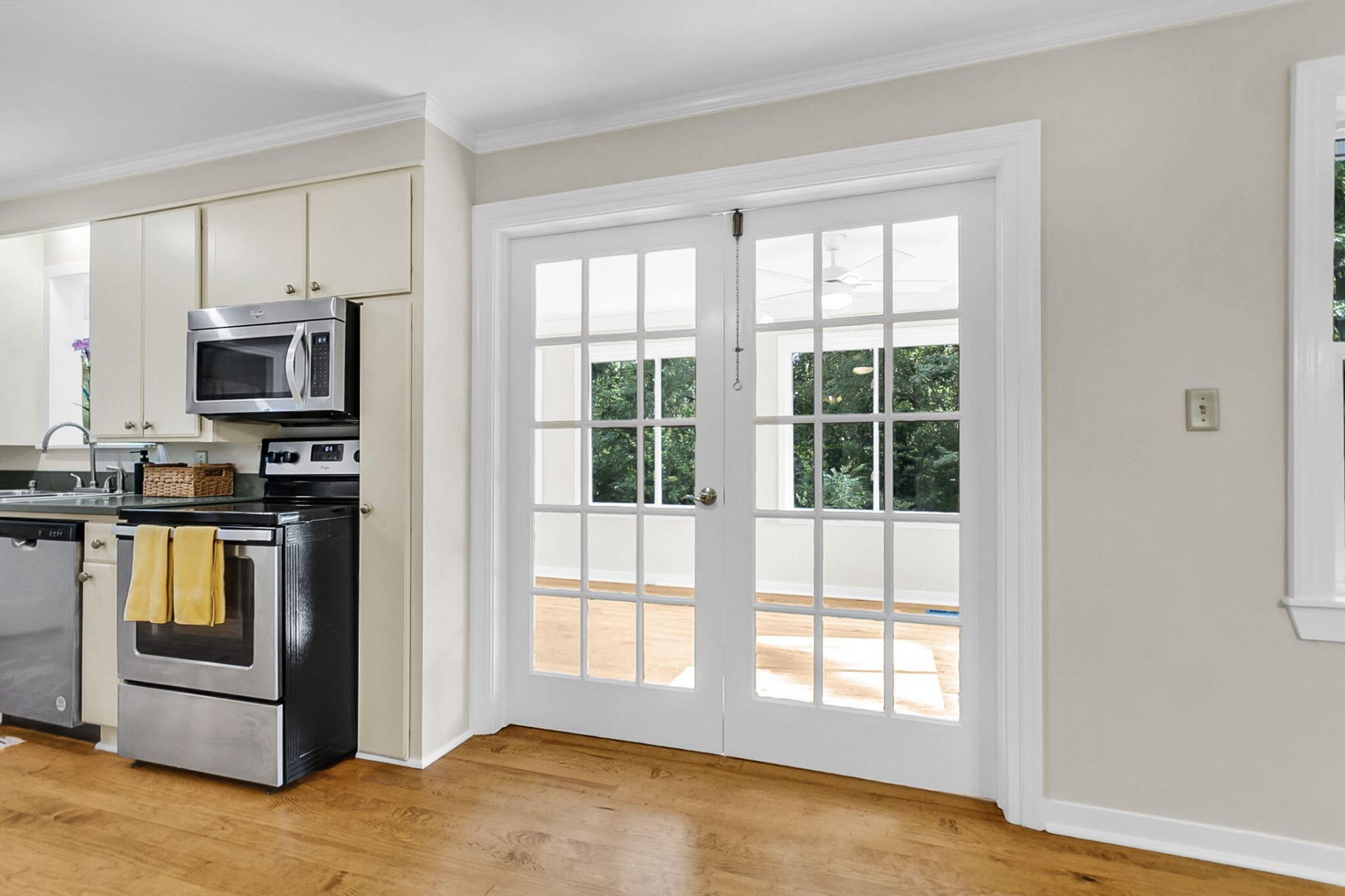 101 Dukes Court Photo 15