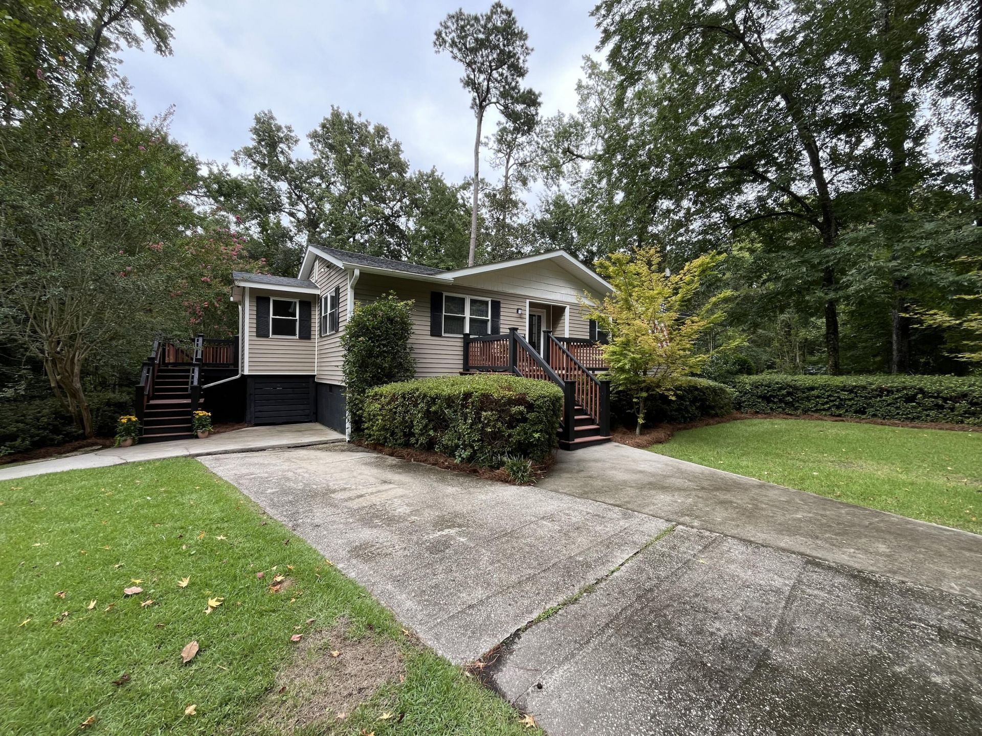 101 Dukes Court Photo 27