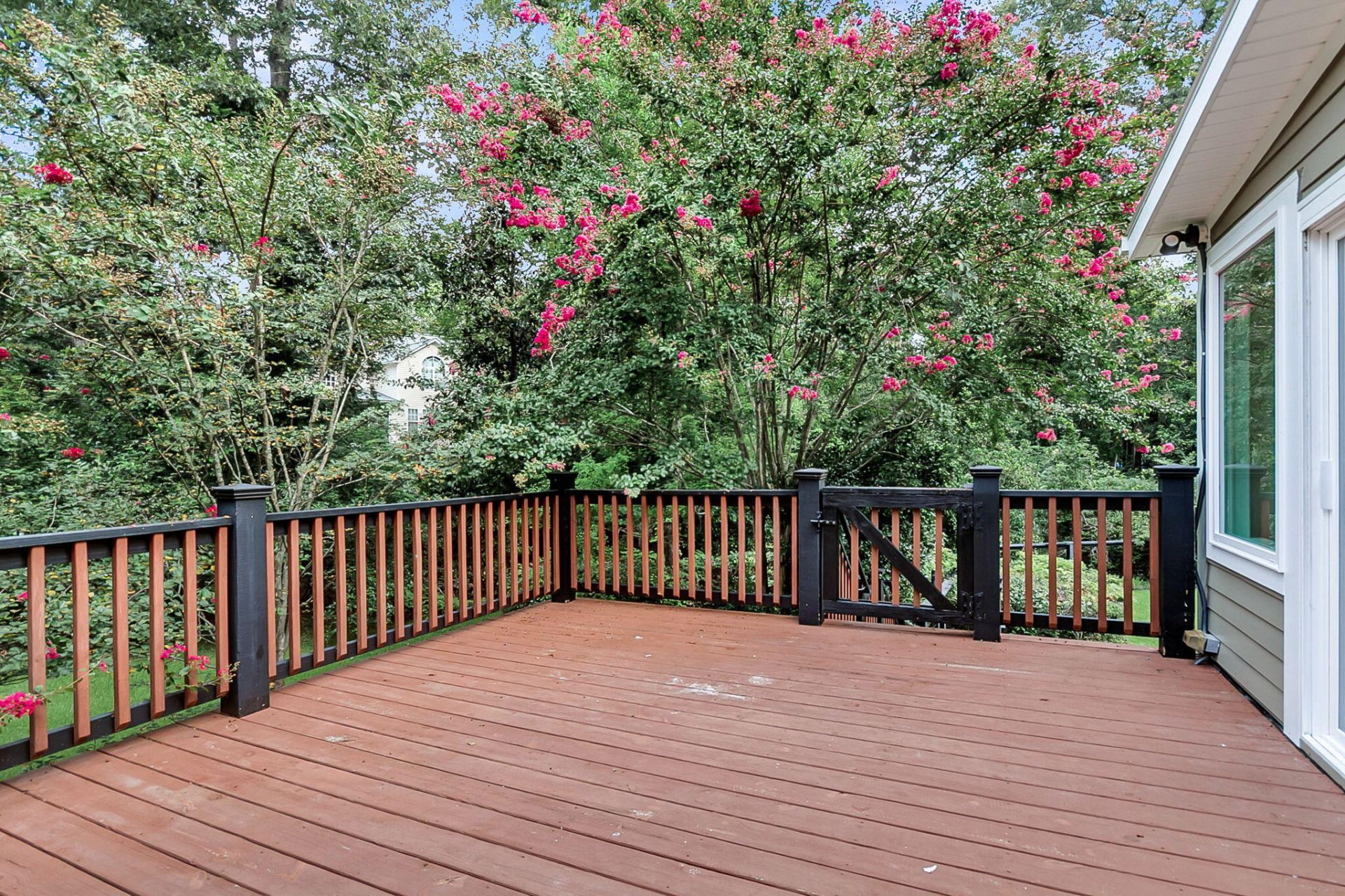 101 Dukes Court Photo 29