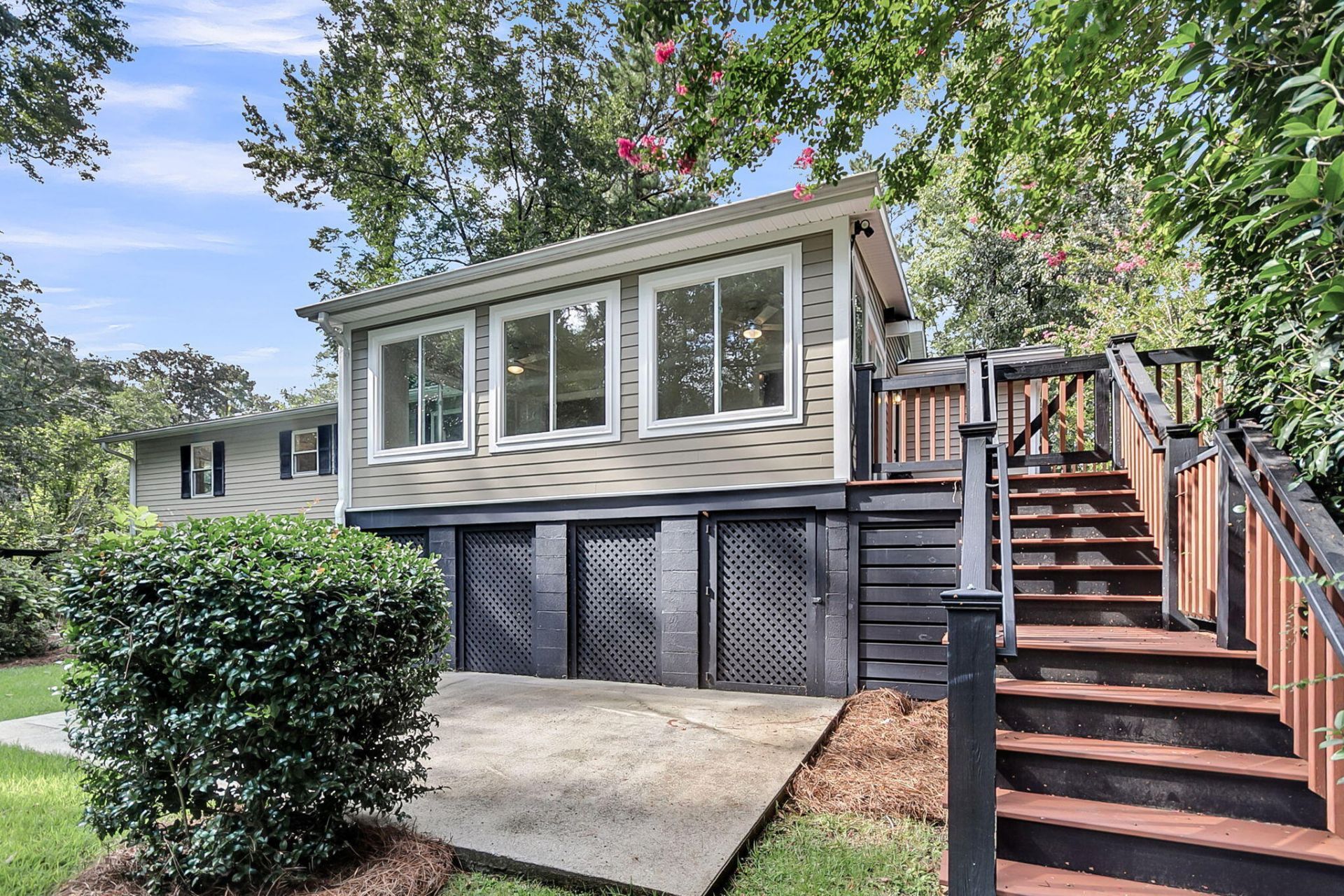 101 Dukes Court Photo 6