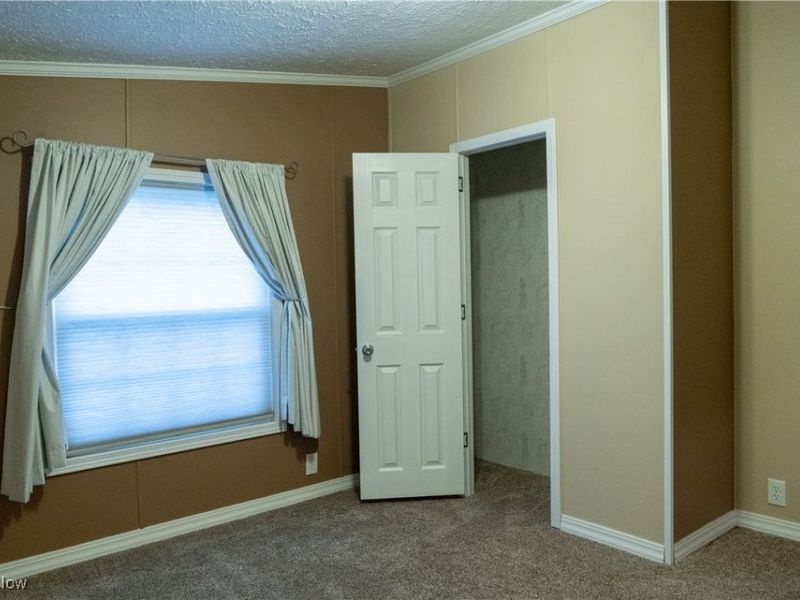 337 Pin Oak Circle, Elyria, OH 44035 Photo 22