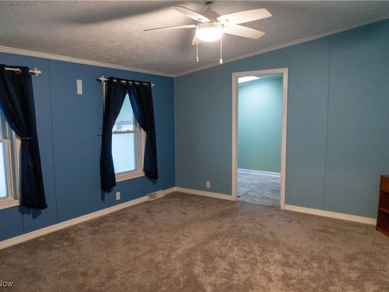 337 Pin Oak Circle, Elyria, OH 44035 Photo 23