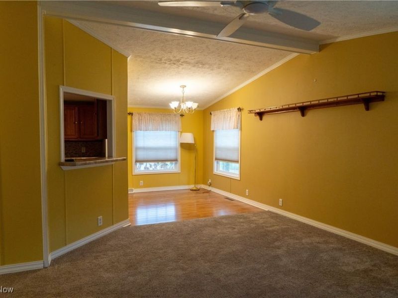 337 Pin Oak Circle, Elyria, OH 44035 Photo 8