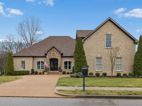 1597 Boardwalk Pl, Gallatin, TN 37066