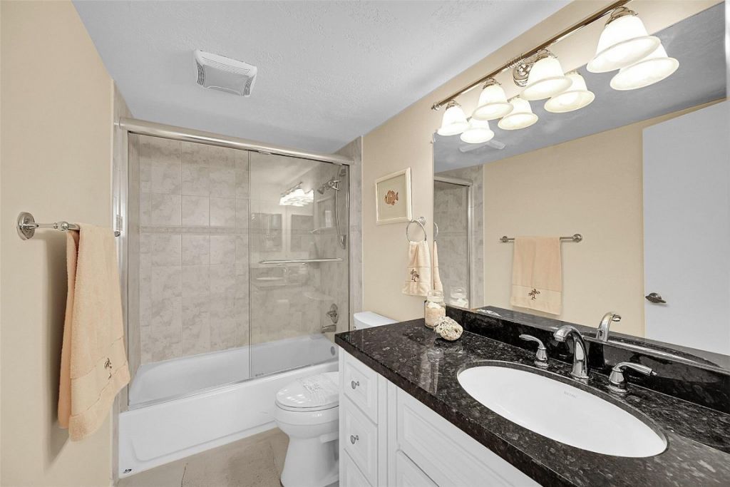 531 N Ocean Boulevard, Unit 410, Pompano Beach, FL 33062 Photo