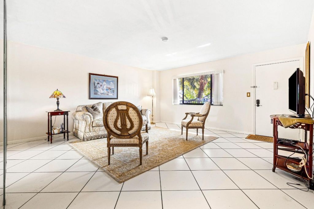 7442 Ashmont Circle, Unit 203, Fort Lauderdale, FL 33321 Photo