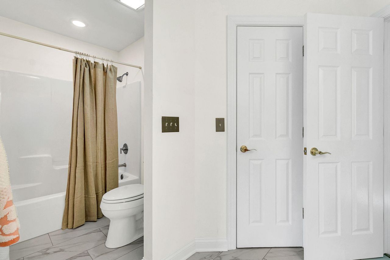 5010 Timber Race Course Photo 36