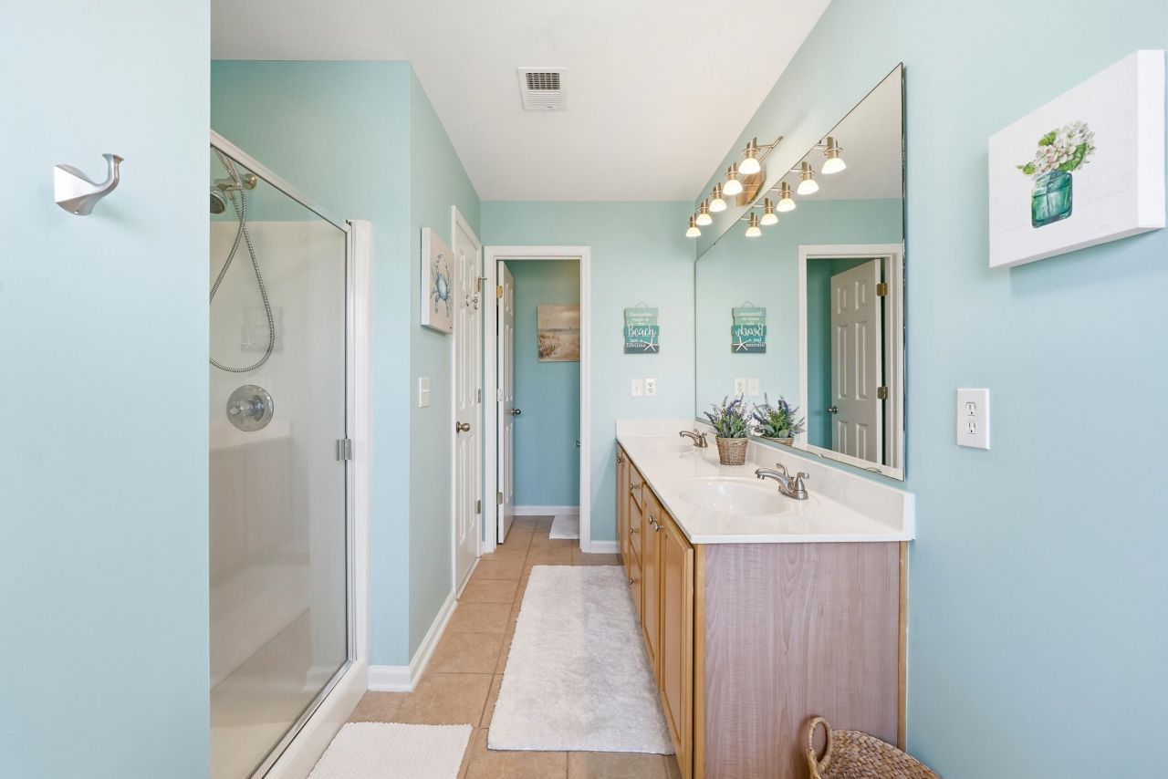 10 Loganberry Ct. Photo 22