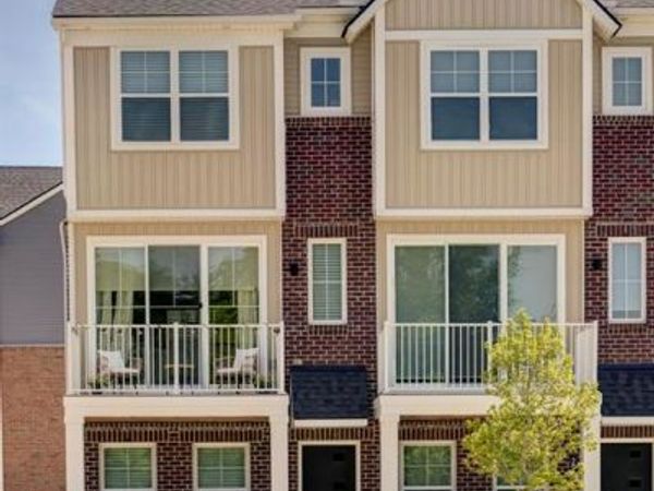 30005 Center Street, Lyon Twp, MI 48165