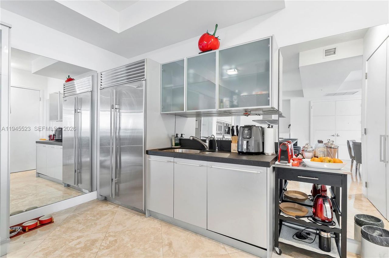 18201 Collins Ave, Unit 4404, Sunny Isles Beach, FL 33160 Photo