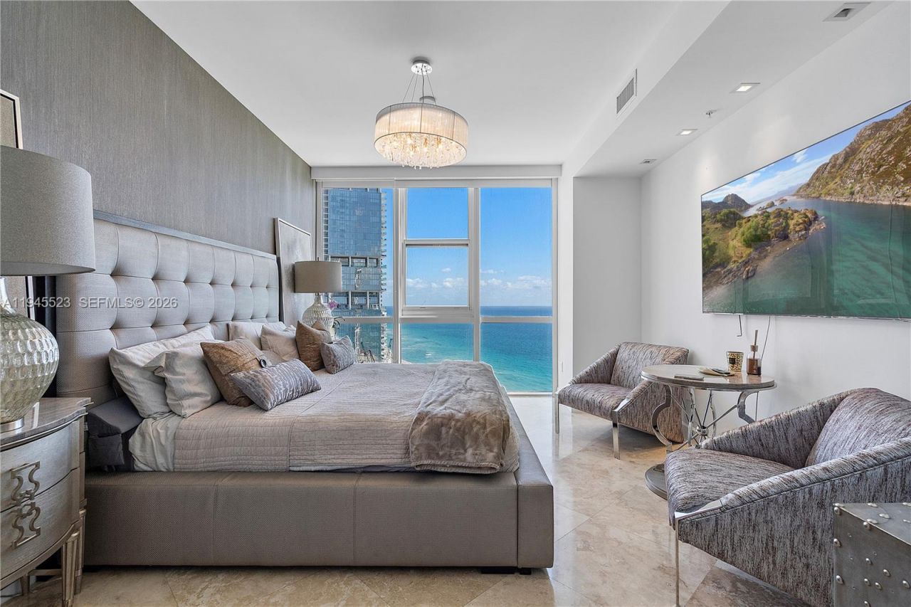 18201 Collins Ave, Unit 4404, Sunny Isles Beach, FL 33160 Photo