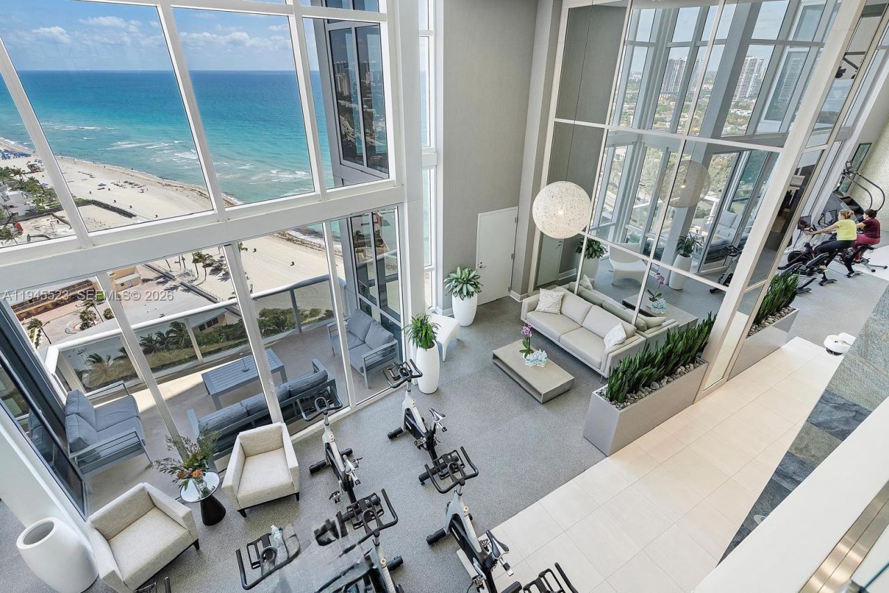 18201 Collins Ave, Unit 4404, Sunny Isles Beach, FL 33160 Photo