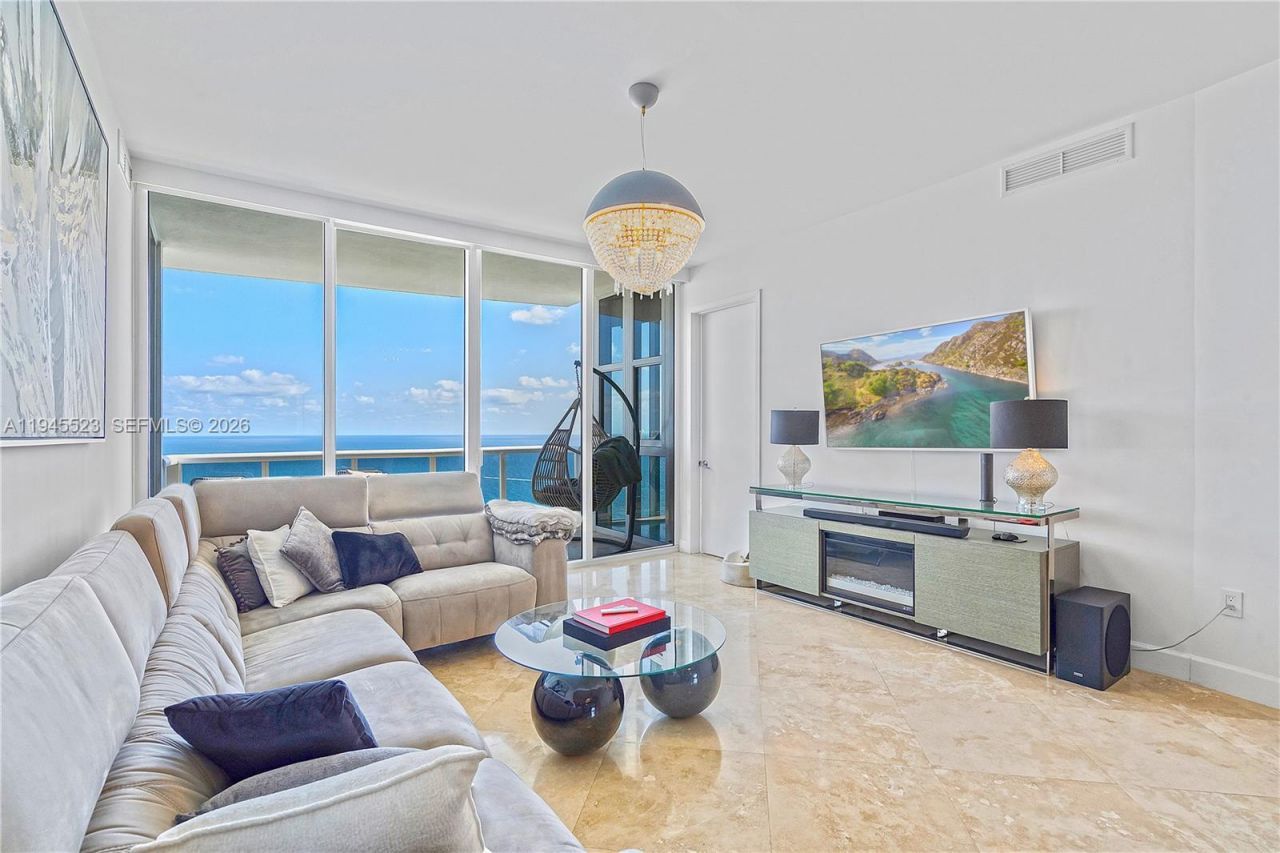 18201 Collins Ave, Unit 4404, Sunny Isles Beach, FL 33160 Photo