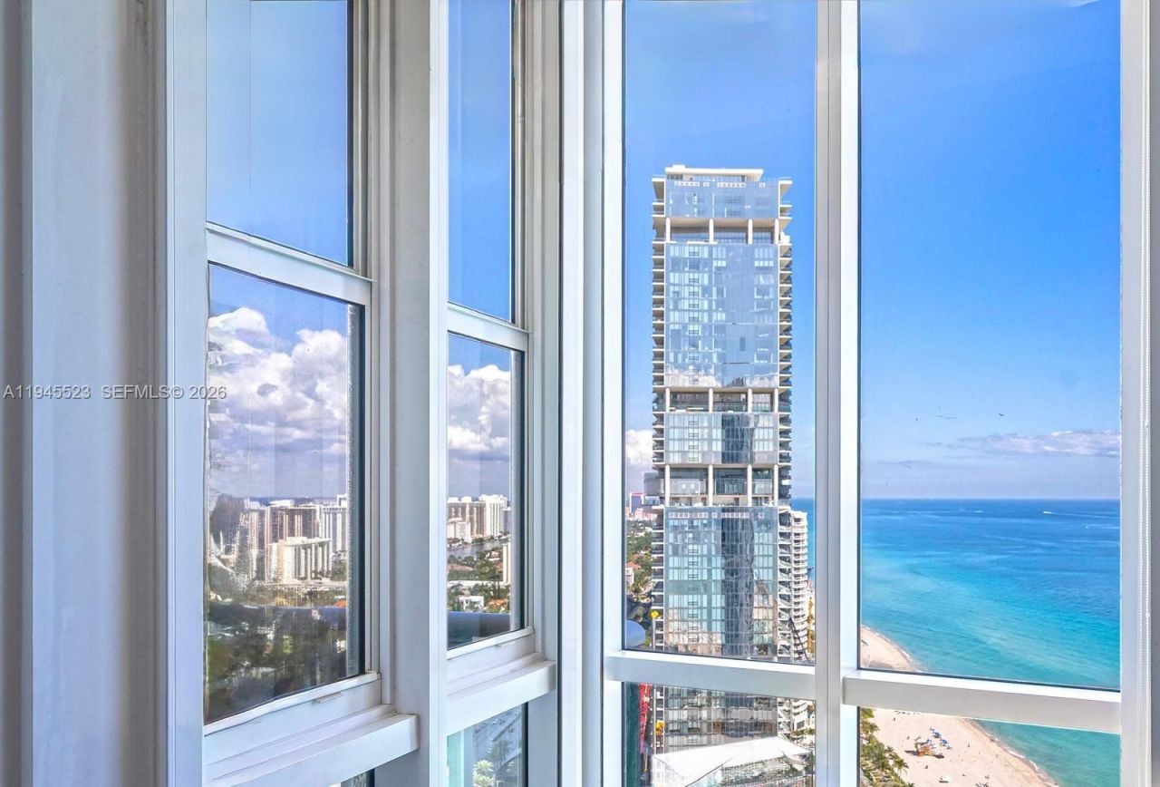 18201 Collins Ave, Unit 4404, Sunny Isles Beach, FL 33160 Photo