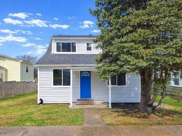 311 Morgan Avenue, St Marys, WV 26170