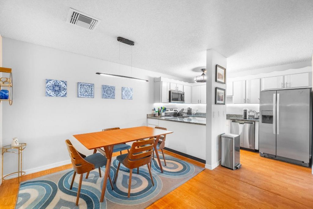 3204 SE Guenevere Lane, Port Saint Lucie, FL 34952 Photo