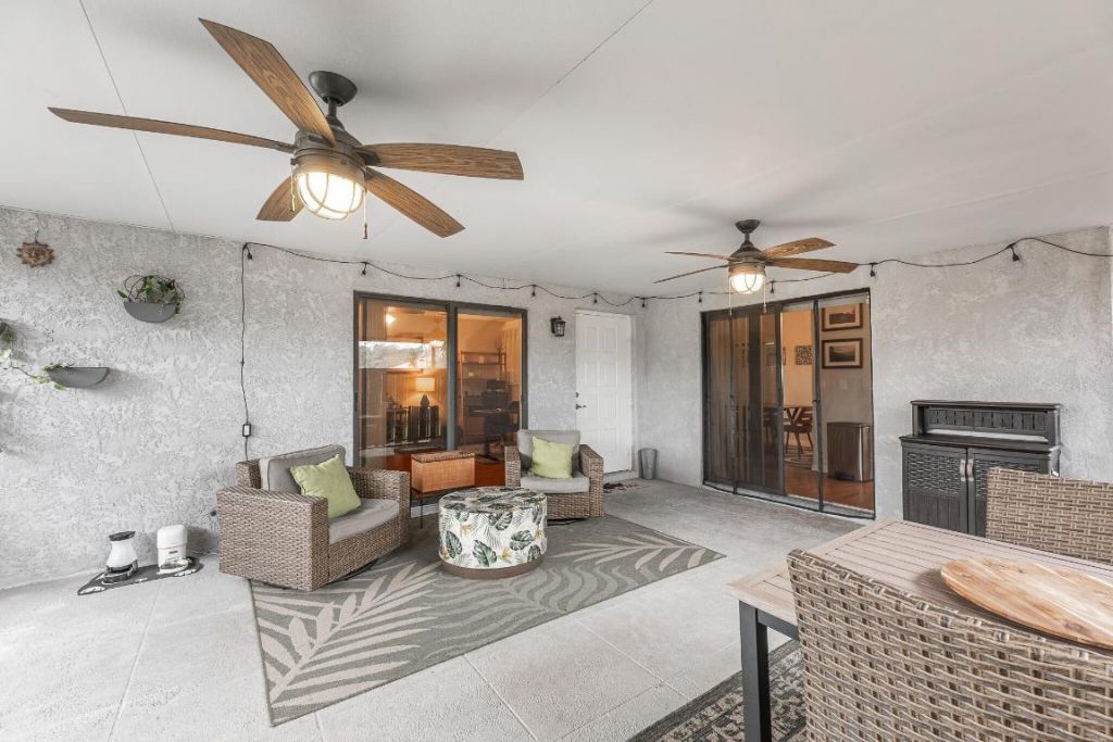 3204 SE Guenevere Lane, Port Saint Lucie, FL 34952 Photo