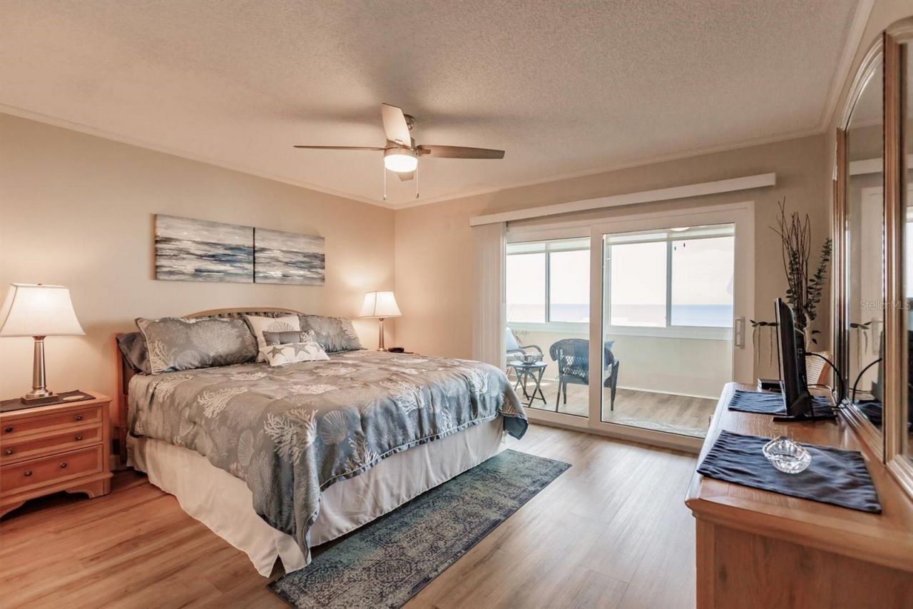 1125 W Peppertree Drive, Unit 701, Sarasota, FL 34242 Photo