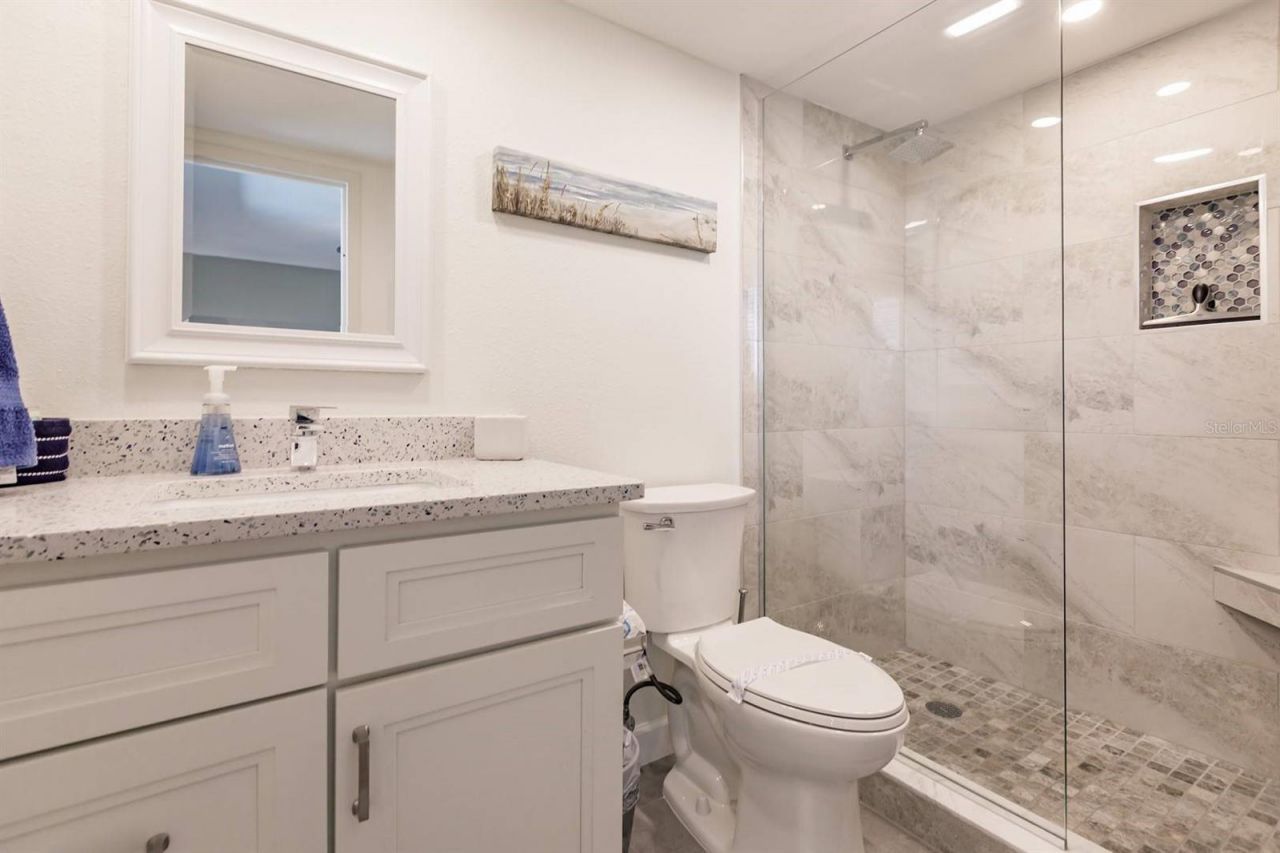 1125 W Peppertree Drive, Unit 701, Sarasota, FL 34242 Photo