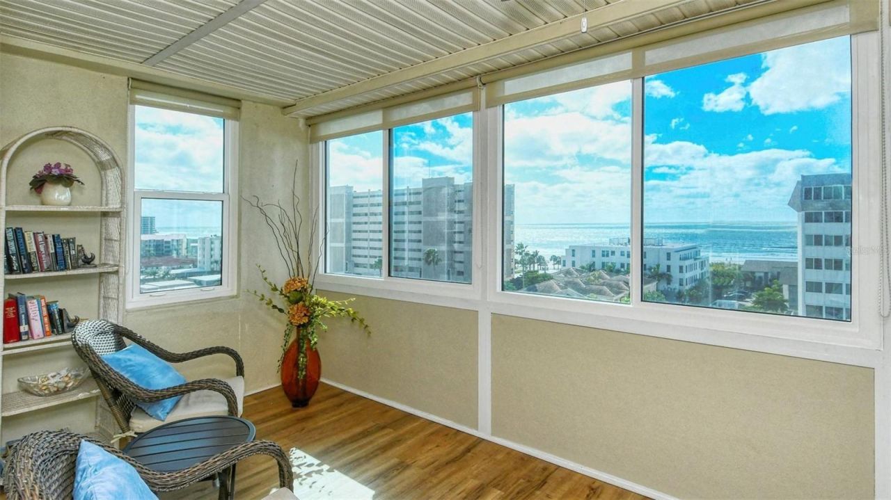 1125 W Peppertree Drive, Unit 701, Sarasota, FL 34242 Photo