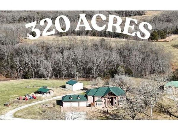 495 Shady Oak Lane , Reeds Spring, MO 65737