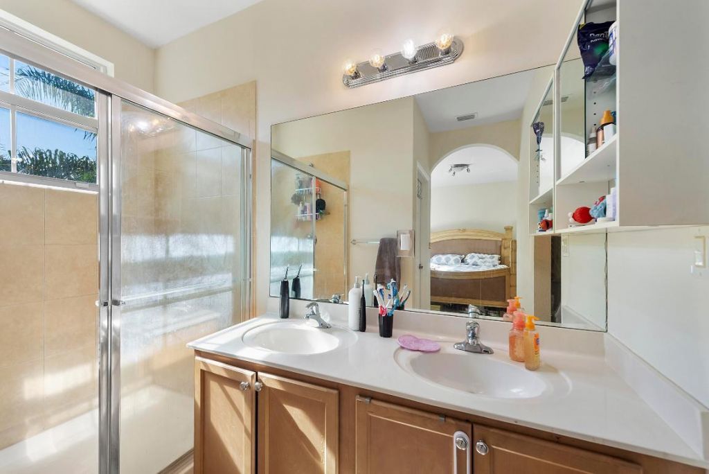 286 Lake Monterey Circle, Boynton Beach, FL 33426 Photo