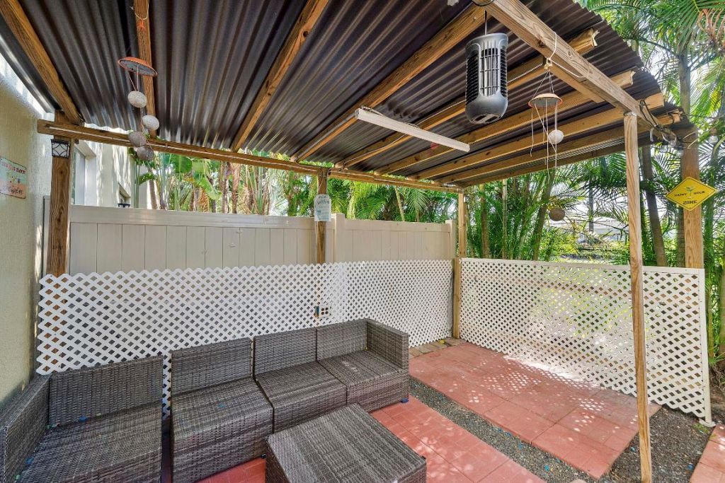 286 Lake Monterey Circle, Boynton Beach, FL 33426 Photo