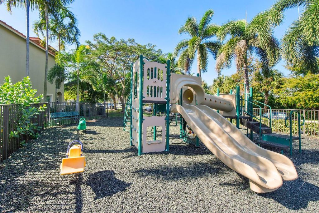 286 Lake Monterey Circle, Boynton Beach, FL 33426 Photo