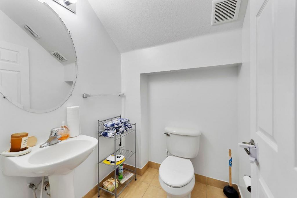 286 Lake Monterey Circle, Boynton Beach, FL 33426 Photo