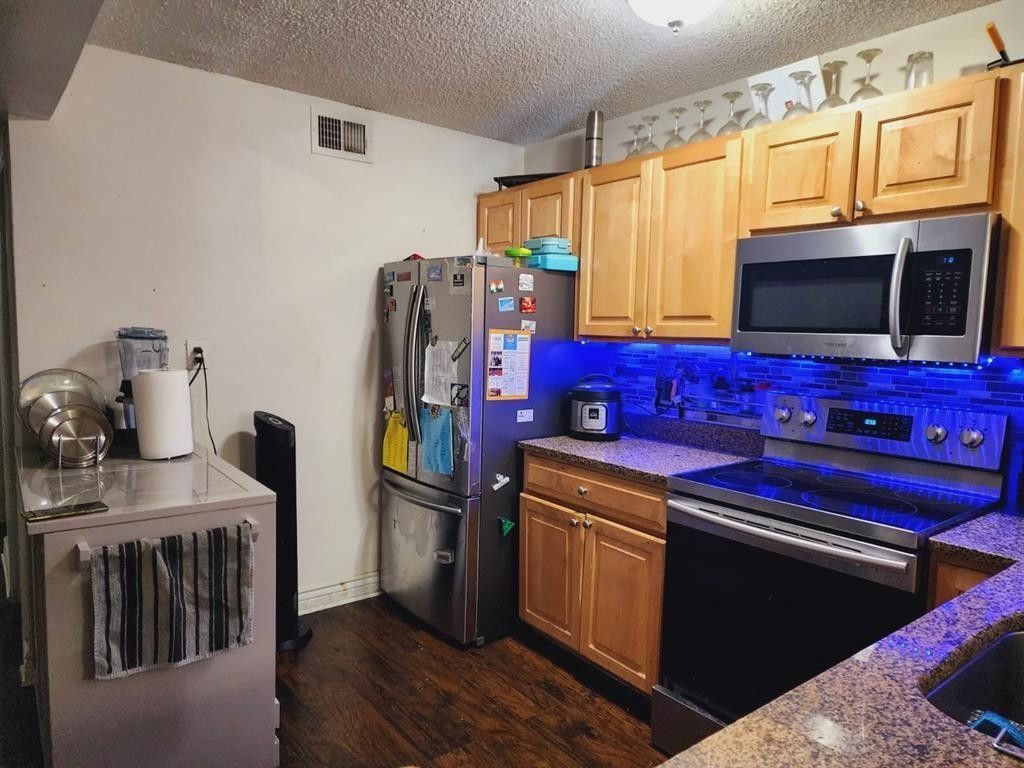 10749 Cleary Boulevard, Unit 202, Plantation, FL 33324 Photo
