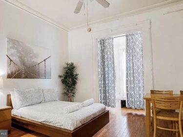 1837 CHESTNUT STREET, PHILADELPHIA, PA 19103