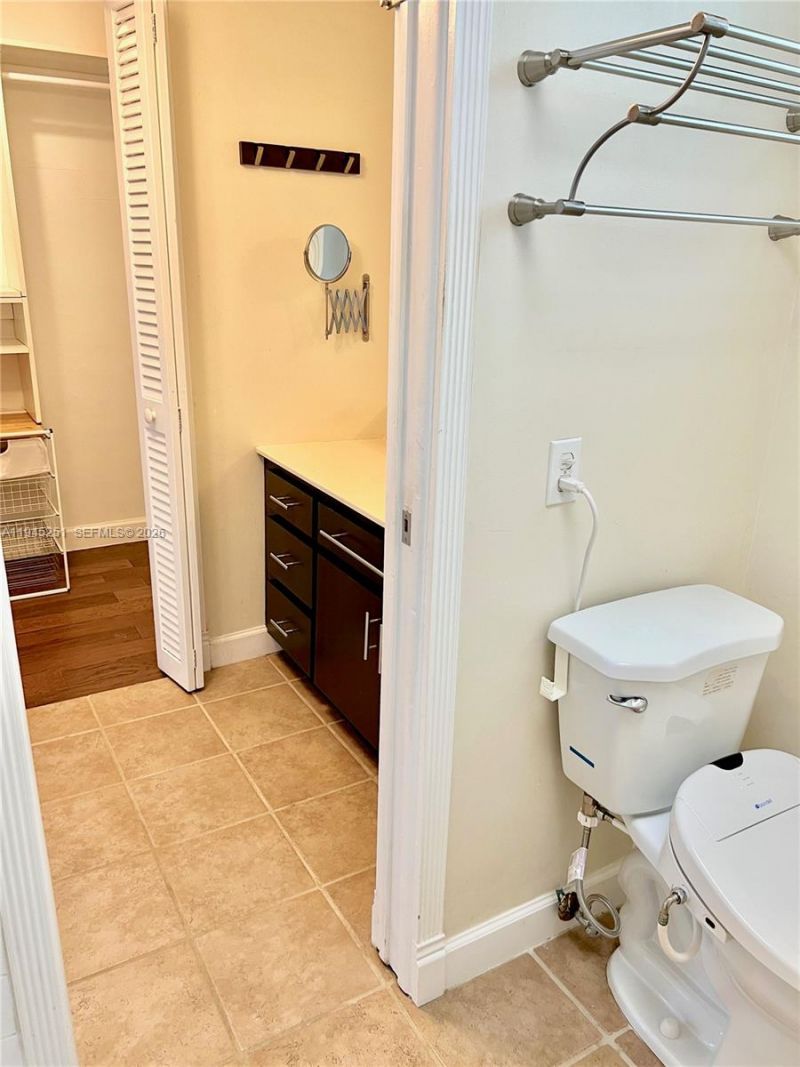 7470 NW 10th Ct, Plantation, FL 33313 Photo